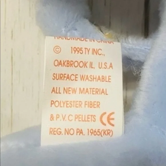 1995 TY PVC BEANIE BABY LIGHT BLUE PEANUT ELEPHANT - Picture 7 of 9